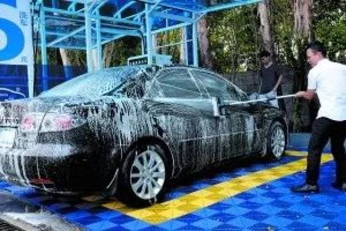 共享自助洗車風(fēng)靡春城 幾元錢的便捷與思考